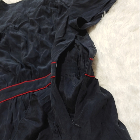 ⬇️Price Drop! Frame 100% Silk Peplum Top - Navy Blue/Red - Picture 5 of 13